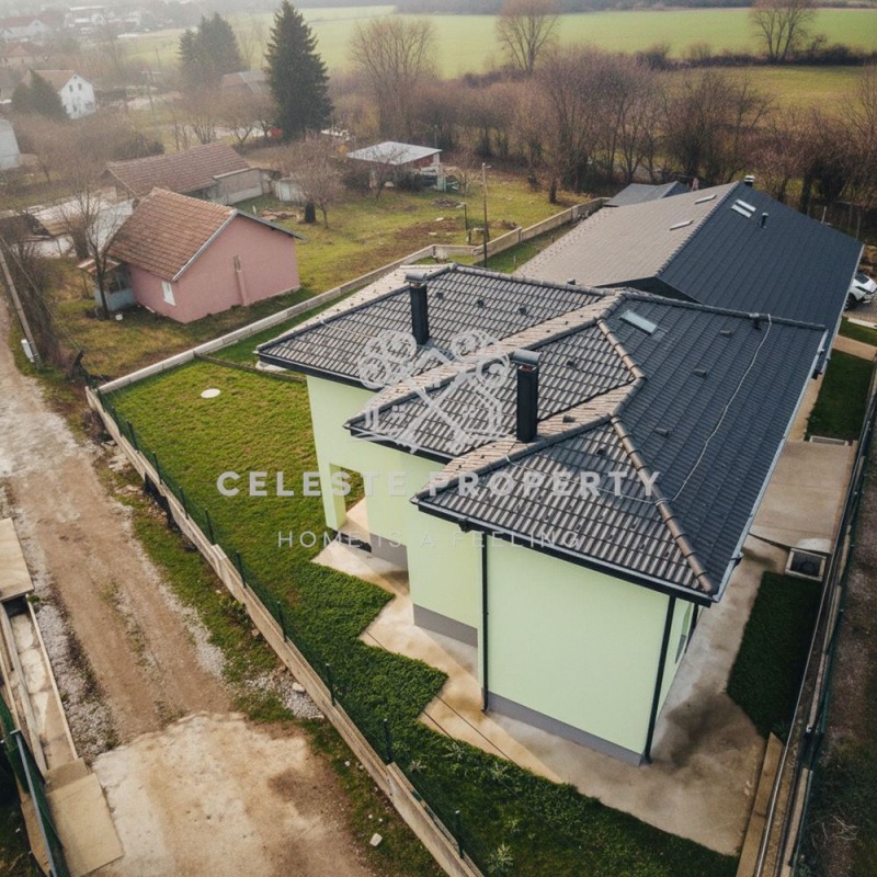 Продава КЪЩА, гр. София, Княжево, снимка 2 - Къщи - 52912249