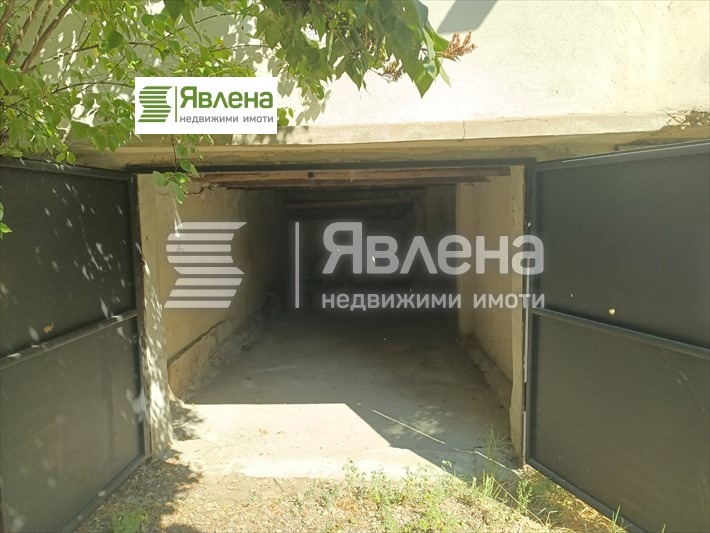 Продава ГАРАЖ, ПАРКОМЯСТО, гр. София, Лозенец