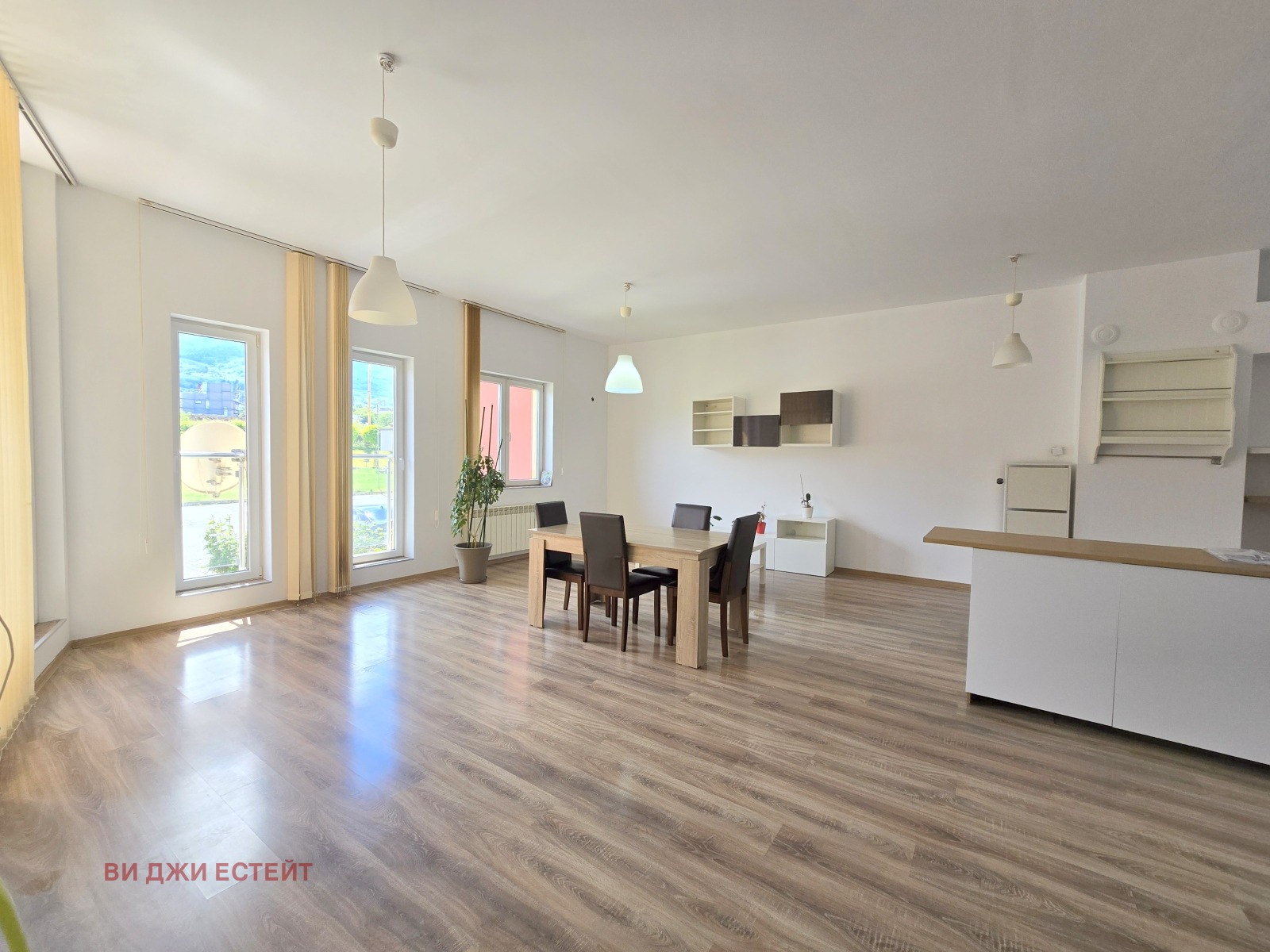 Продава 3-СТАЕН, гр. София, Драгалевци, снимка 2 - Апартаменти - 54677107