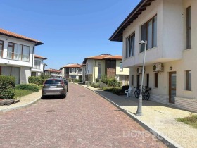 Maison Baltchik, région de Dobritch 1