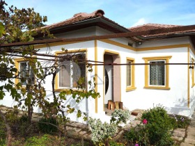 House General Toshevo, region Dobrich 1