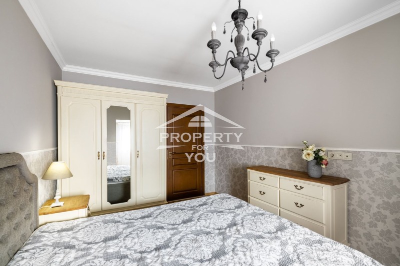 Na prodej  2 ložnice Sofia , Centar , 78 m2 | 93420307 - obraz [7]