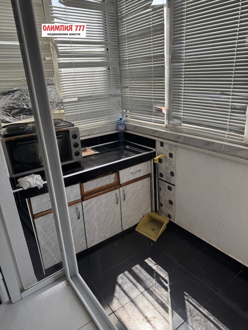 Продаја  2 спаваће собе Плевен , Идеален центар , 70 м2 | 35342436 - слика [3]