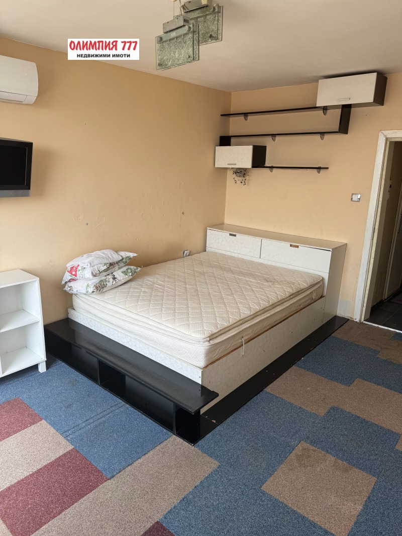 Продаја  2 спаваће собе Плевен , Идеален центар , 70 м2 | 35342436 - слика [7]