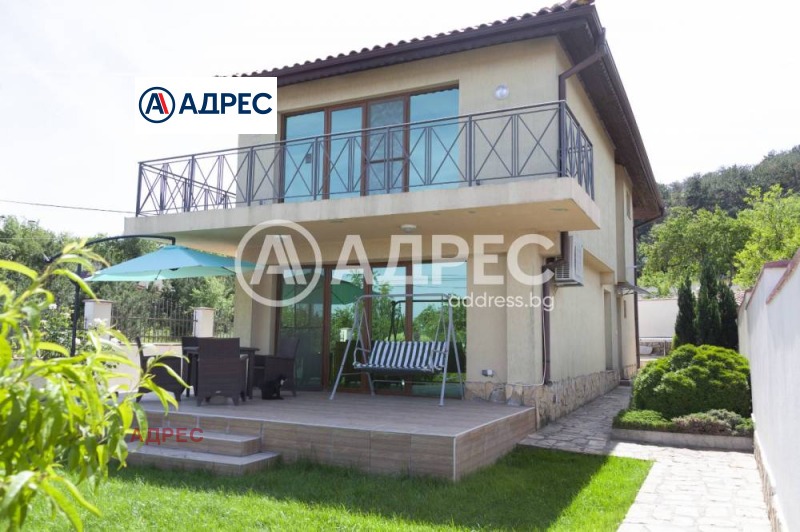 In vendita  Casa Varna , m-t Dolna Traka , 201 mq | 91378353