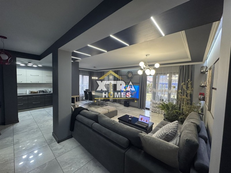 Продава КЪЩА, гр. София, Суходол, снимка 2 - Къщи - 53531628