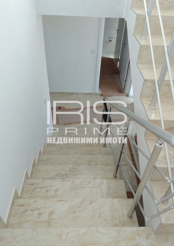 Продава КЪЩА, с. Хан Крум, област Шумен, снимка 8 - Къщи - 55925018