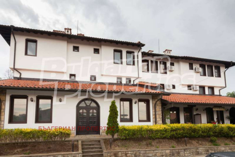 In vendita  Hotel regione Veliko Tarnovo , Arbanasi , 921 mq | 41284094