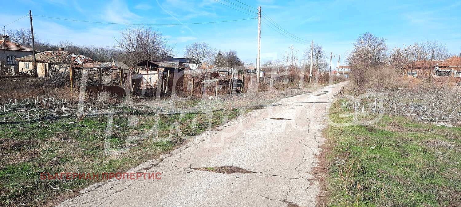 Продава КЪЩА, с. Нейково, област Добрич, снимка 2 - Къщи - 49569435