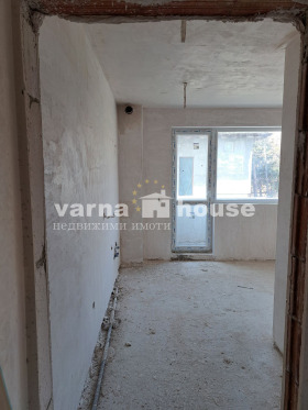 1 chambre m-t Kotchmar, Varna 10