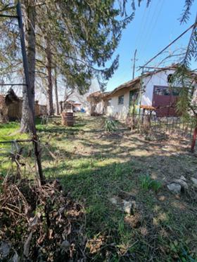 Продажба на имоти в с. Благоево, област Разград - изображение 2 