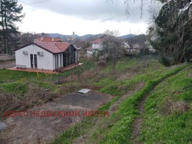 Продажба на имоти в с. Борилово, област Стара Загора — страница 2 - изображение 1 
