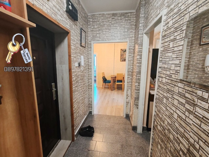 Продава 2-СТАЕН, гр. Плевен, Идеален център, снимка 9 - Апартаменти - 52203990