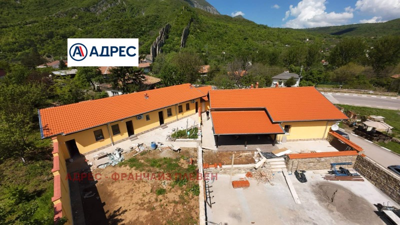 Продава КЪЩА, с. Лютиброд, област Враца, снимка 3 - Къщи - 52600160