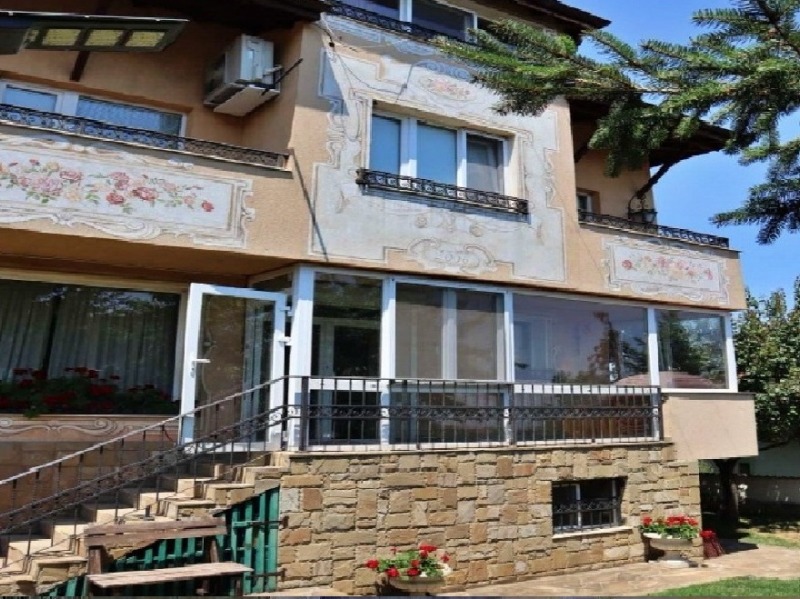Продава КЪЩА в град София, гр. Банкя - 380 кв.м / 685 000 € » 1 339 743.55 лв., КАНТОРА НЕДВИЖИМИ ИМОТИ 'БАНКЯ'