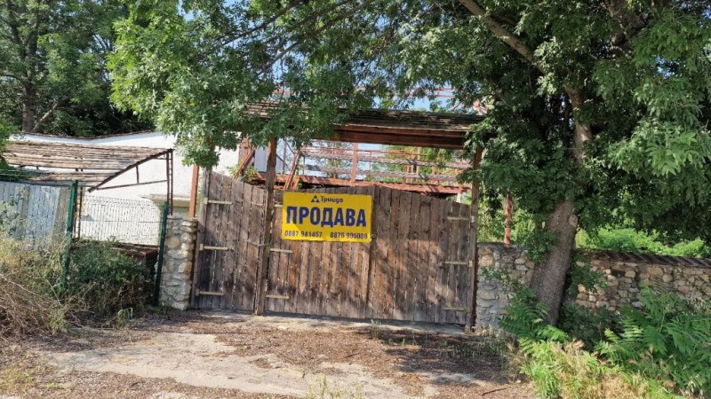 Продава ЗАВЕДЕНИЕ в град Русе, Промишлена зона - Запад - 216 кв.м / 239 000 € » 467 443.37 лв., ТРИАДА
