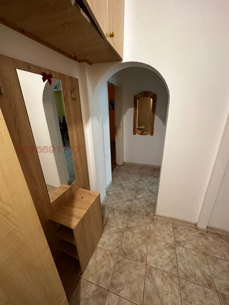 Продава 2-СТАЕН, гр. Силистра, Изток, снимка 3 - Апартаменти - 53500862