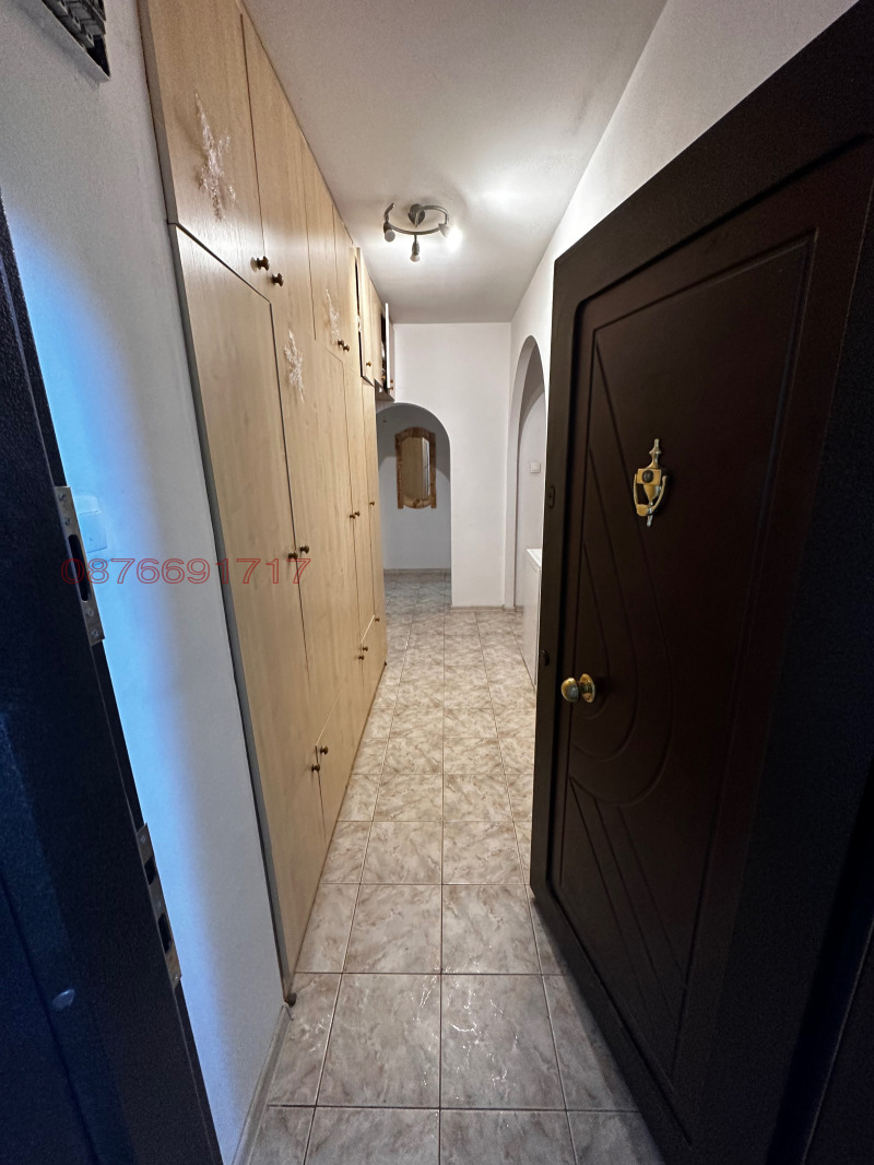 Продава 2-СТАЕН, гр. Силистра, Изток