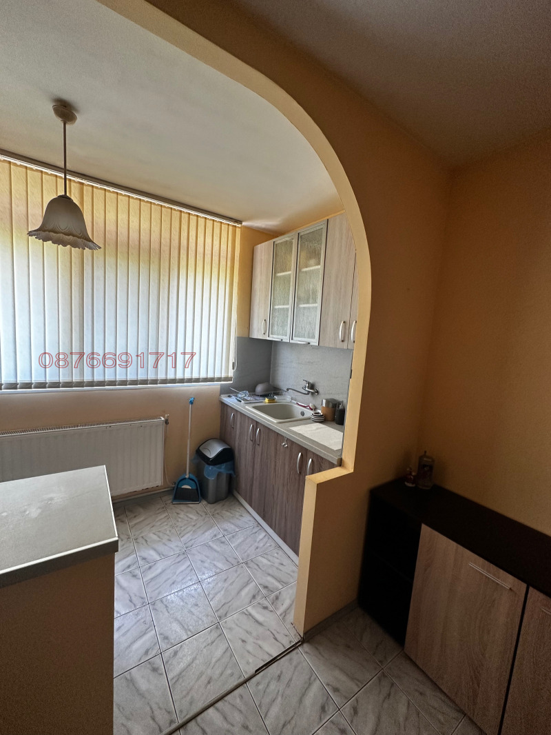 Продава 2-СТАЕН, гр. Силистра, Изток, снимка 6 - Апартаменти - 53500862