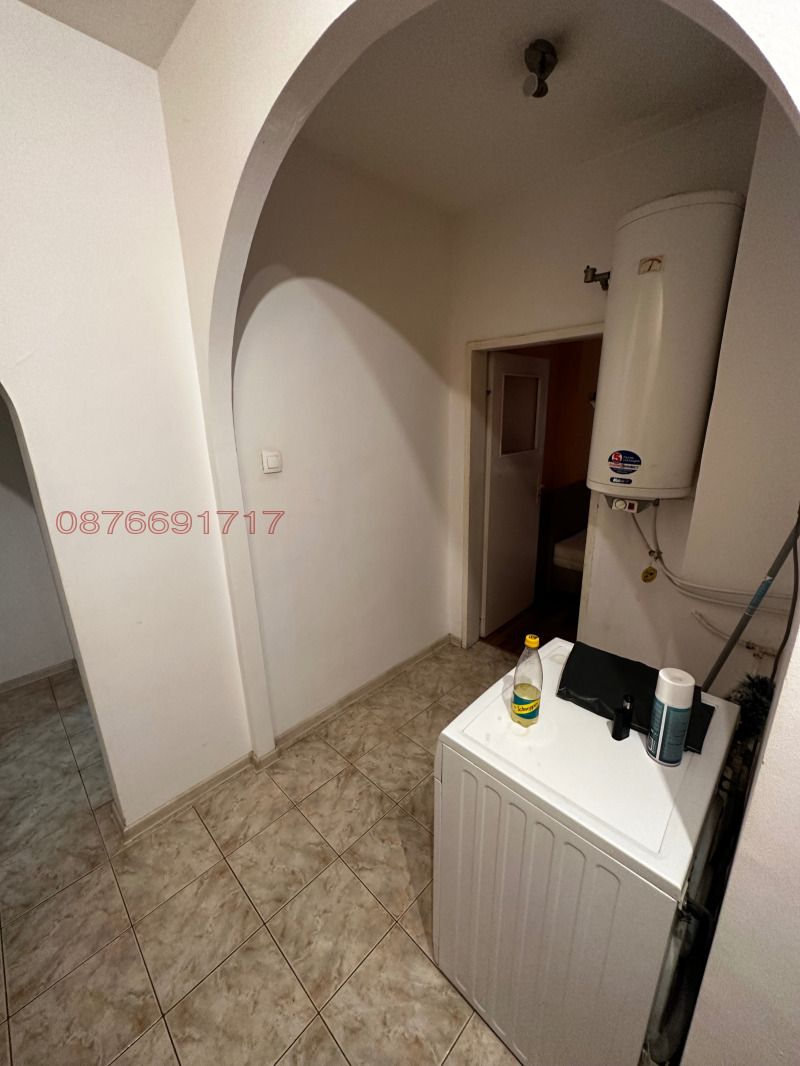 Продава 2-СТАЕН, гр. Силистра, Изток, снимка 2 - Апартаменти - 53500862