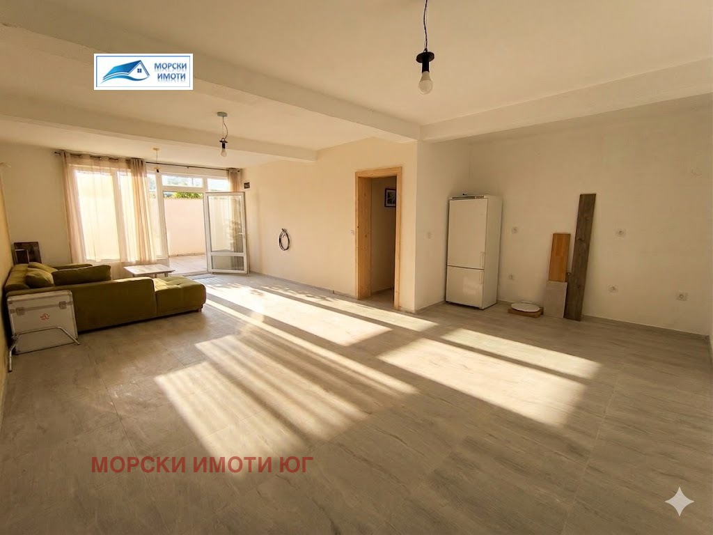 Продава 2-СТАЕН, гр. Ахтопол, област Бургас, снимка 2 - Апартаменти - 54760724