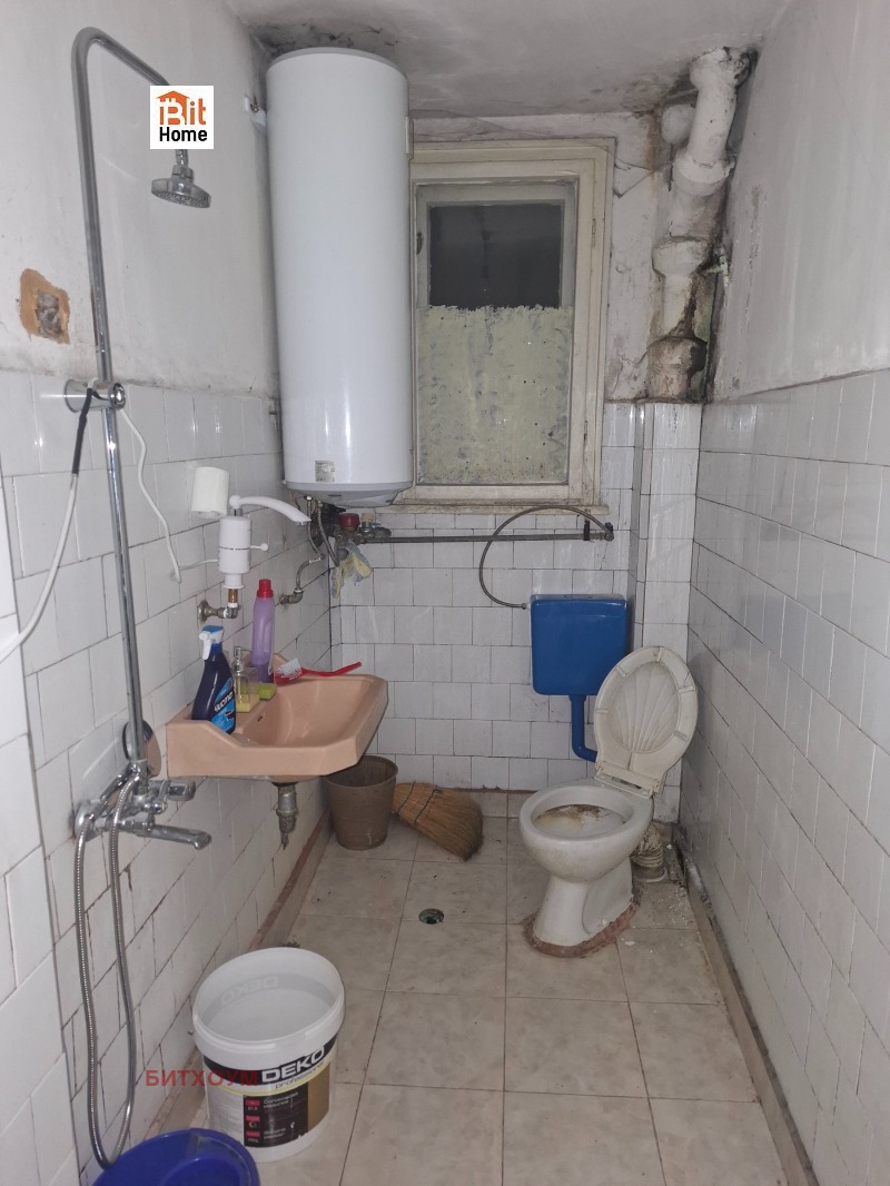 Продава ЕТАЖ ОТ КЪЩА, гр. София, Сухата река, снимка 5 - Етаж от къща - 53253939