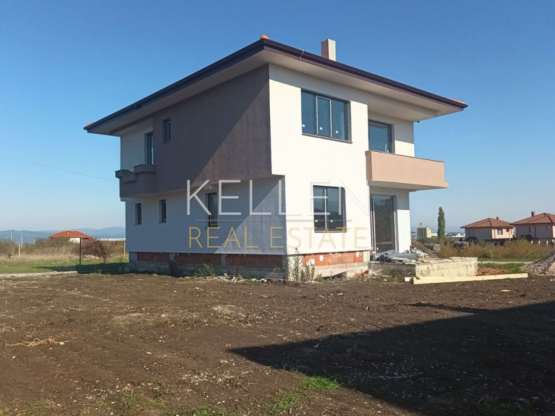 Till salu  Hus region Sofia , Gurmazovo , 200 kvm | 66155315 - bild [2]