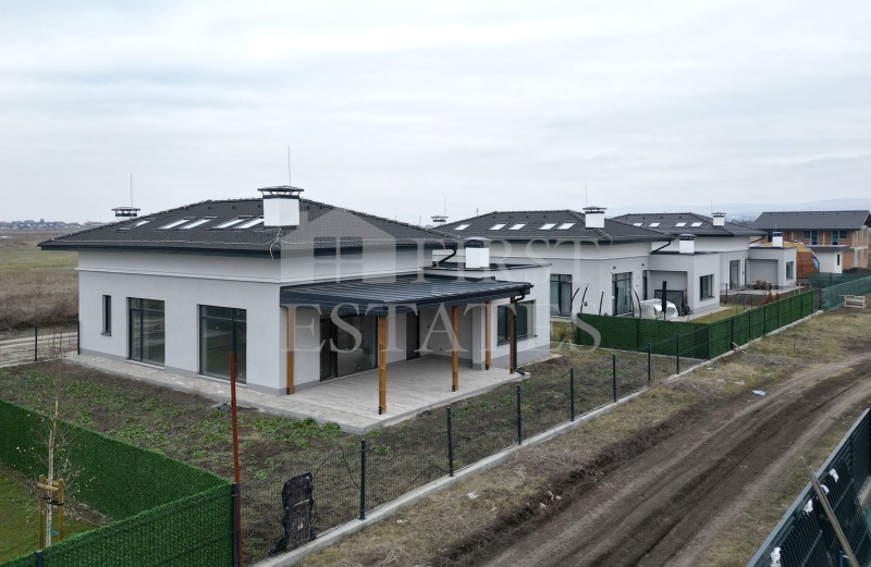 Til salg  Hus region Sofia , Kostinbrod , 270 kvm | 15412849 - billede [4]