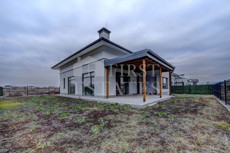 Til salg  Hus region Sofia , Kostinbrod , 270 kvm | 15412849