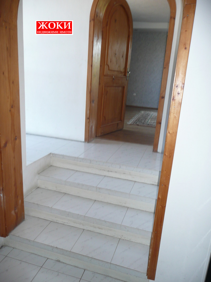 Продава КЪЩА, гр. Перник, Байкушева махала, снимка 12 - Къщи - 52734630