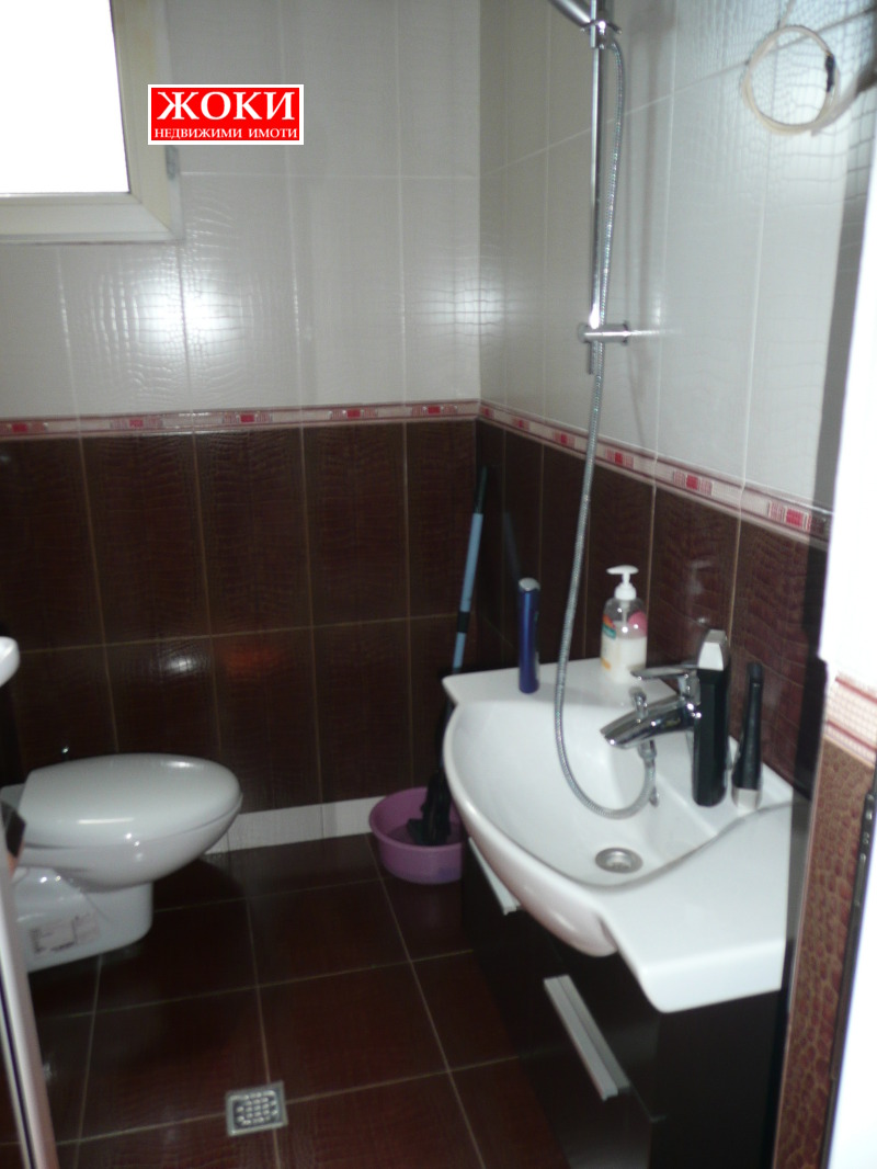 Продава КЪЩА, гр. Перник, Байкушева махала, снимка 10 - Къщи - 52734630