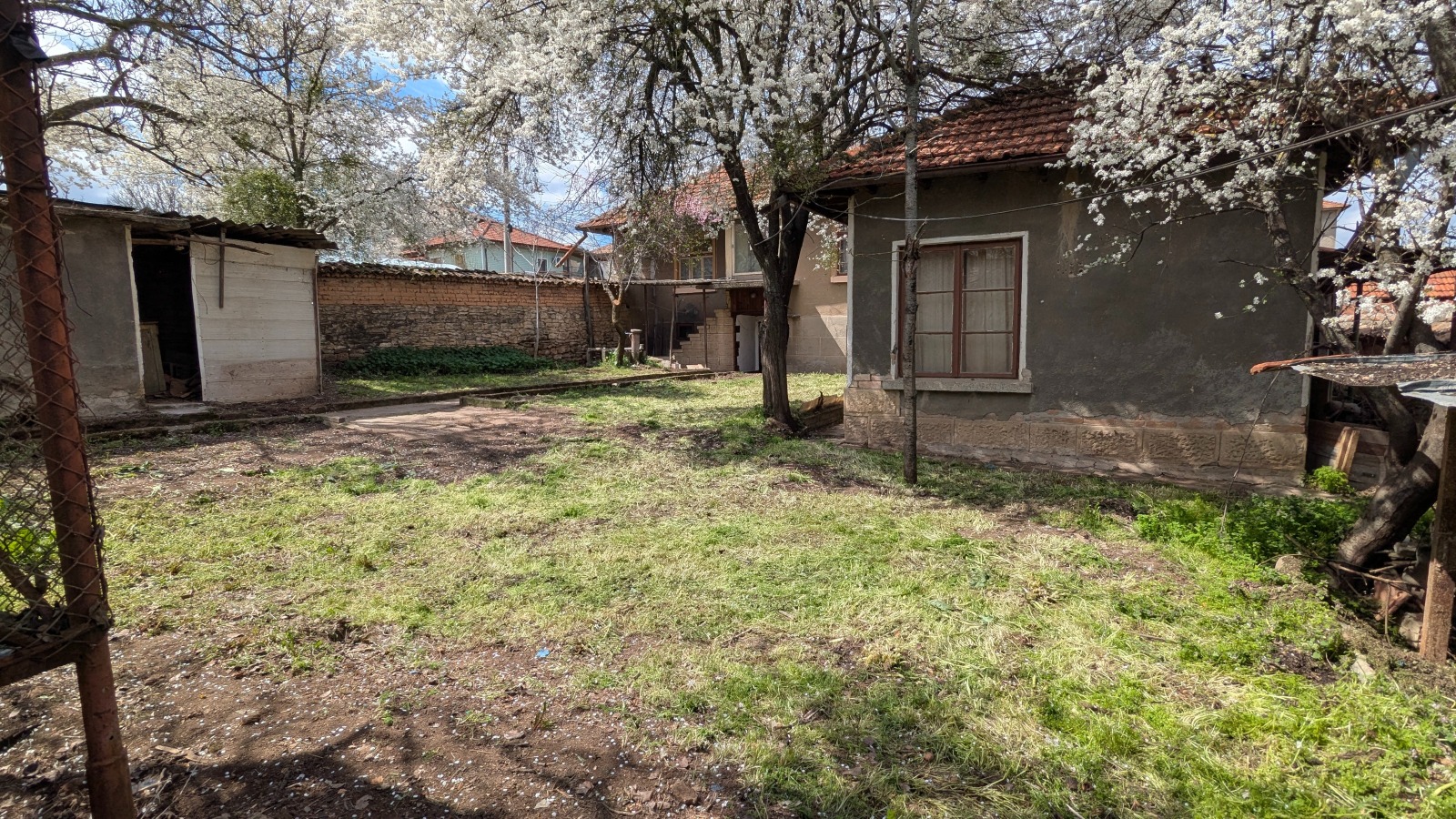 Продава КЪЩА, гр. Разград, Житница, снимка 3 - Къщи - 54146837