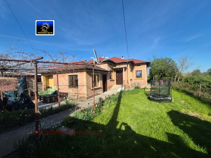 Продава КЪЩА в област Добрич, с. Паскалево - 93 кв.м / 66 000 € » 129 084.78 лв., ВЕСЕЛИНА НД-06 ЕООД