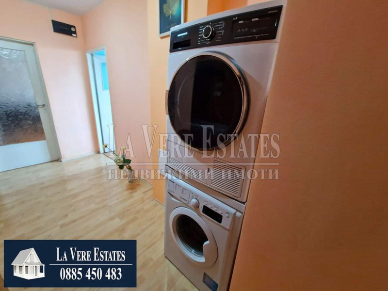 Na prodej  1 ložnice Ruse , Centar , 65 m2 | 66774015 - obraz [10]