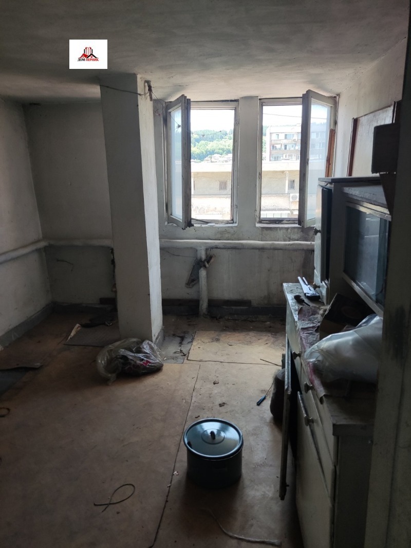 Te koop  1 slaapkamer Pernik , Tsentar , 88 m² | 60064025 - afbeelding [7]