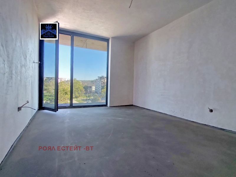 Продава 2-СТАЕН, гр. Велико Търново, Център, снимка 2 - Апартаменти - 52679969