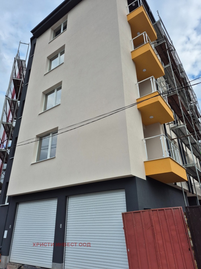 À vendre  2 chambres Sofia , Tolstoi , 92 m² | 35546828