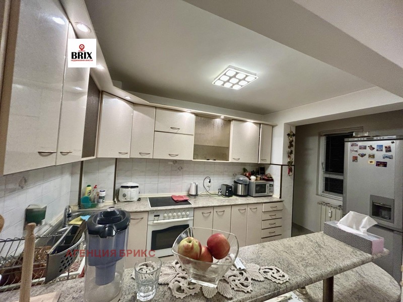 Продава 3-СТАЕН, гр. Русе, Ялта