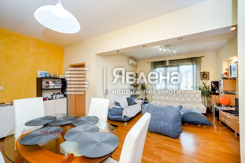 Продава 4-СТАЕН, гр. София, Докторски паметник, снимка 5 - Aпартаменти - 48119424