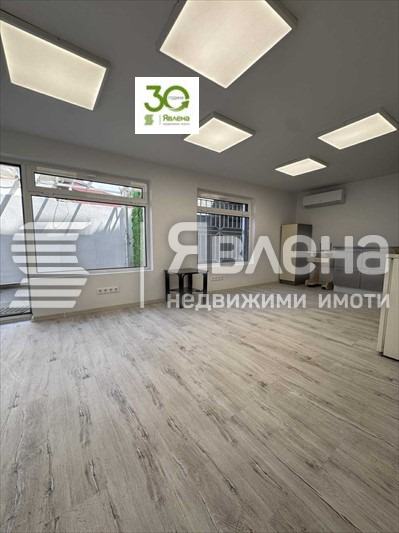 Продава ОФИС, гр. Варна, Колхозен пазар, снимка 13 - Офиси - 53790810