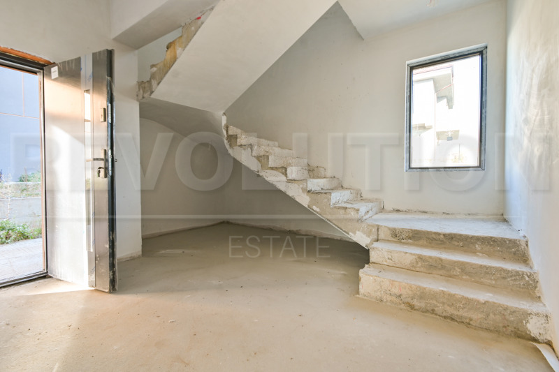 À venda  Casa Região Pernik , Rudarci , 1079 m² | 83007675 - imagem [12]