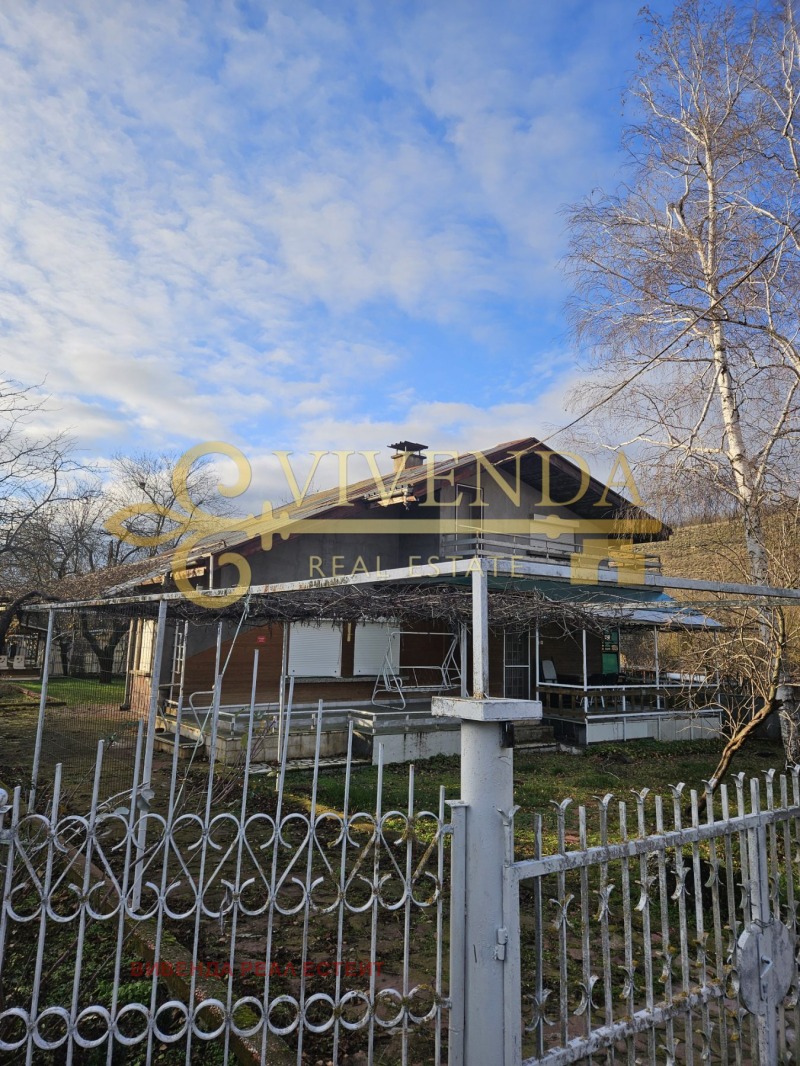 Продава КЪЩА, с. Тученица, област Плевен, снимка 8 - Къщи - 53008090