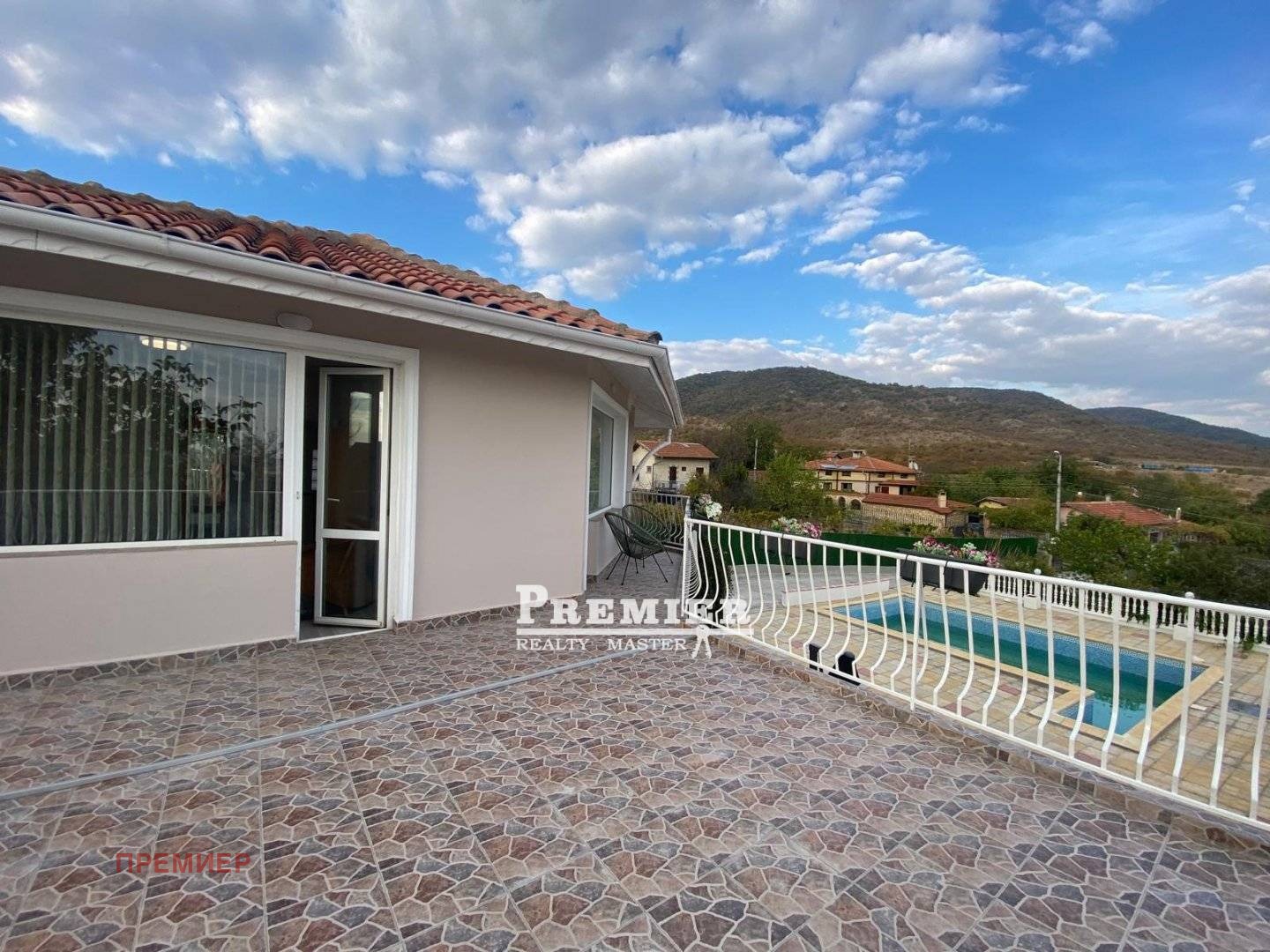 Продава 2-СТАЕН, с. Равда, област Бургас