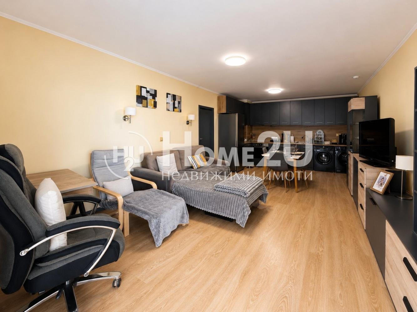 Продава 3-СТАЕН, гр. Бяла, област Варна, снимка 2 - Апартаменти - 55709244