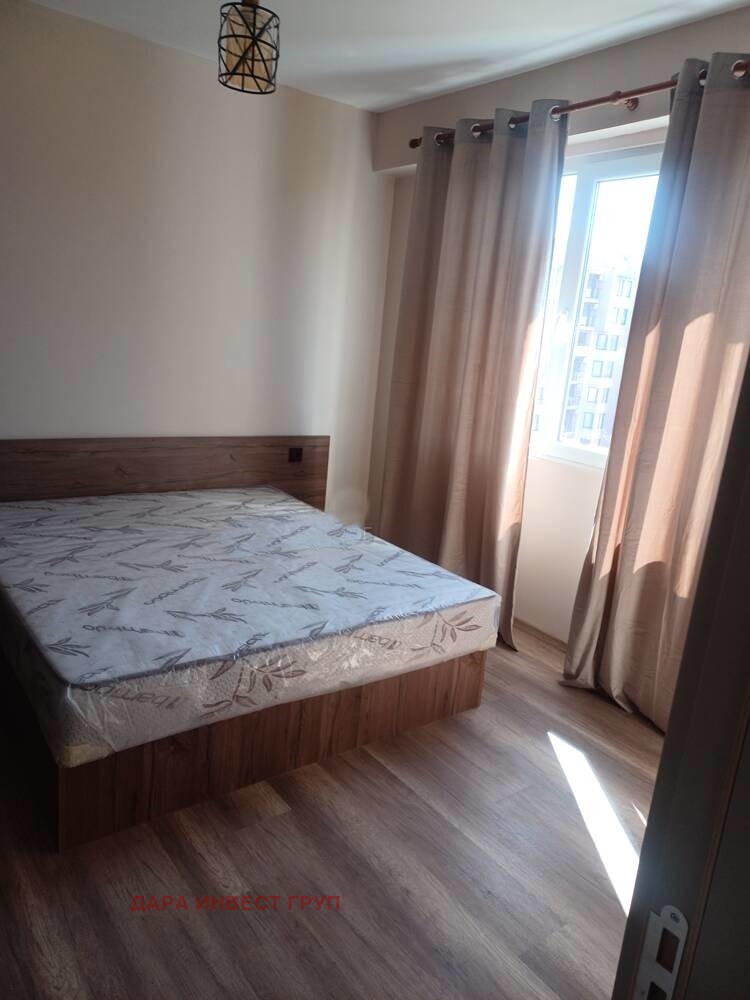Продава 3-СТАЕН, гр. Шумен, Куршун чешма, снимка 2 - Апартаменти - 56204094