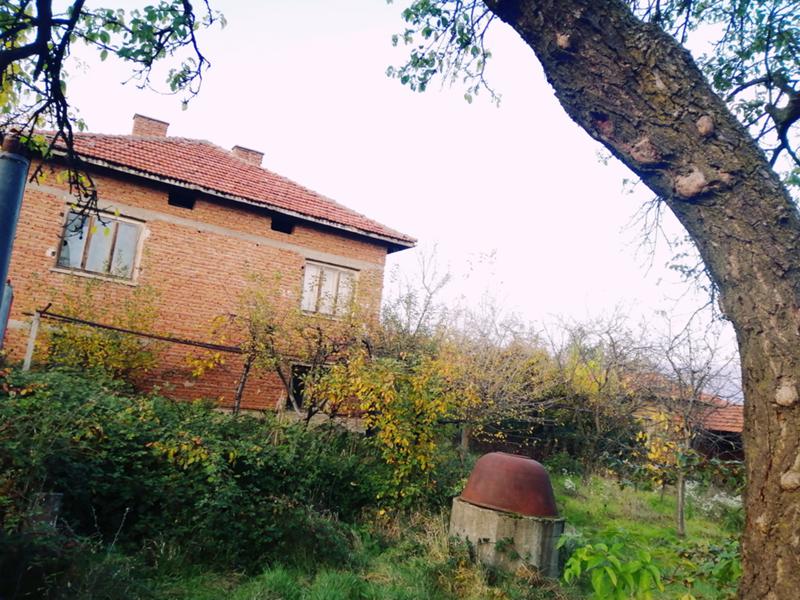 Продава КЪЩА, с. Багренци, област Кюстендил, снимка 7 - Къщи - 52783111