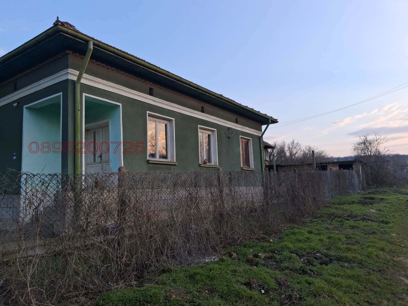 Продава КЪЩА в област Видин, с. Гъмзово - 90 кв.м / 18 000 € » 35 204.94 лв.