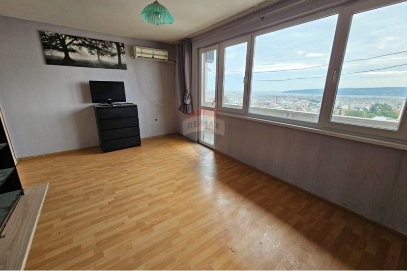 Na prodej  1 ložnice Varna , Cveten kvartal , 60 m2 | 39086564