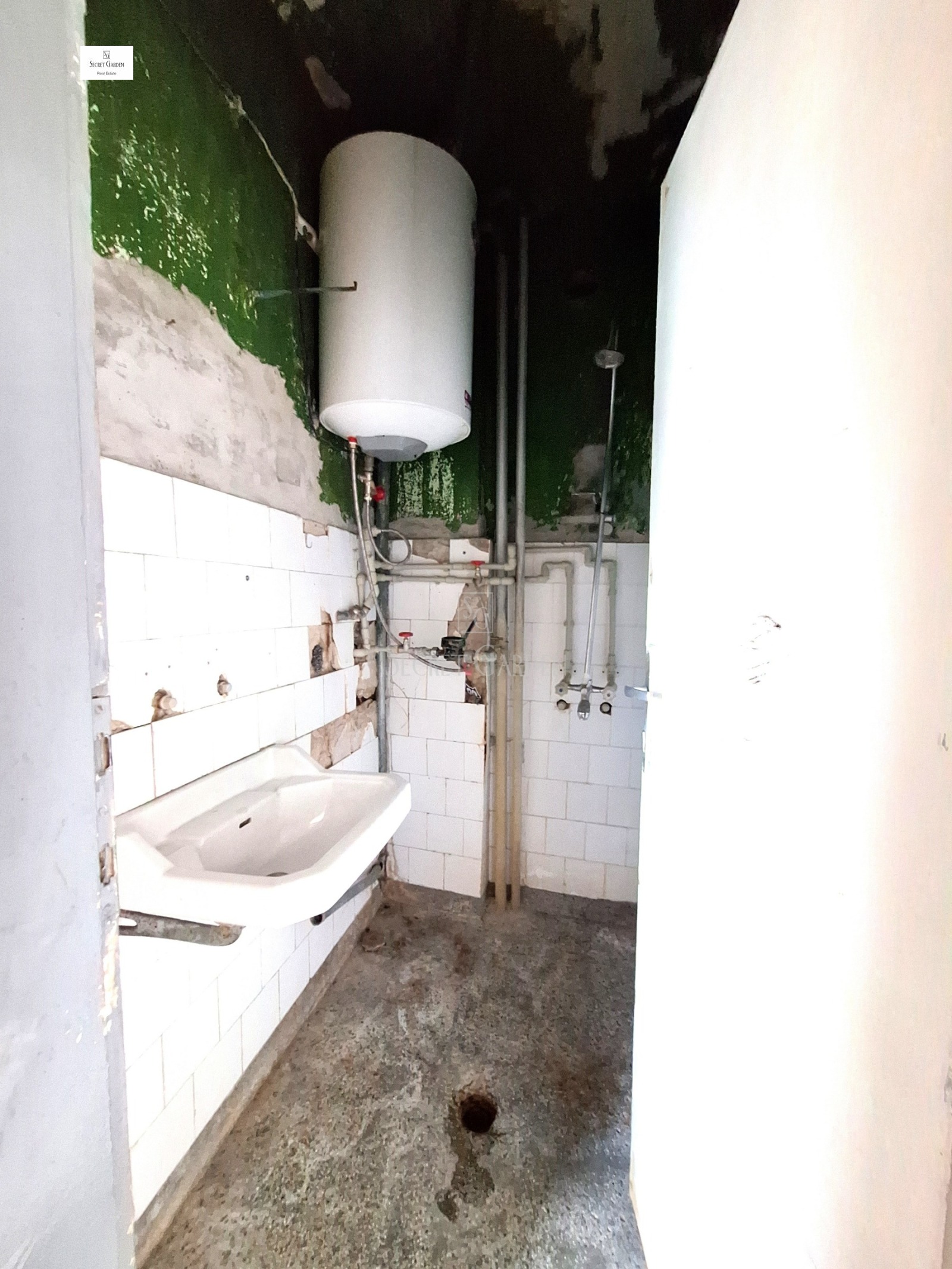 Продава 3-СТАЕН, гр. Сливен, Център, снимка 15 - Апартаменти - 54355687