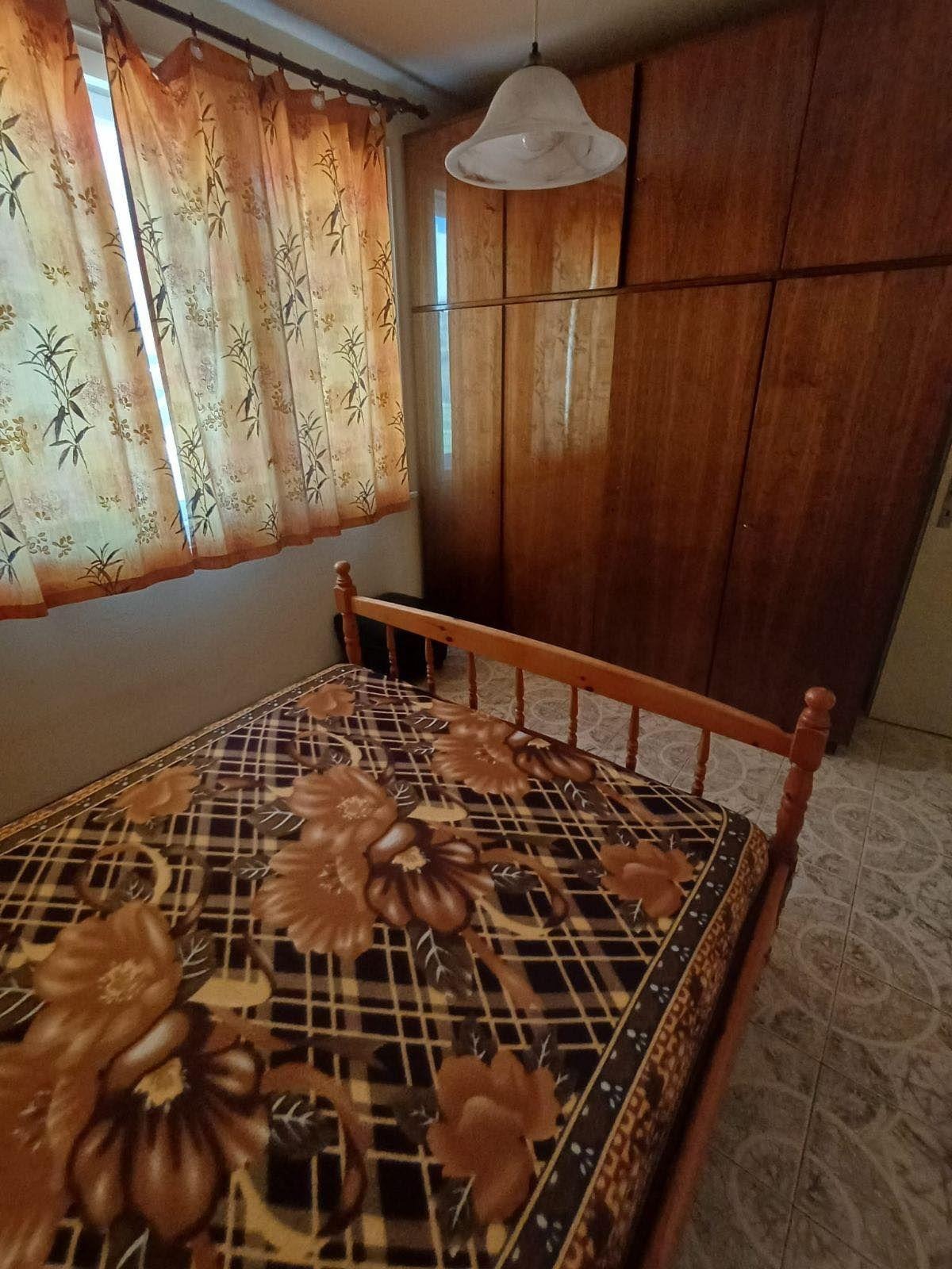 Продава 3-СТАЕН, гр. Бургас, Възраждане, снимка 2 - Апартаменти - 55012257